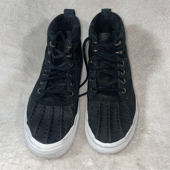 Waterproof and outdoor high top vans - Picture 3 of 8